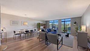 TV, lettore DVD, stampante