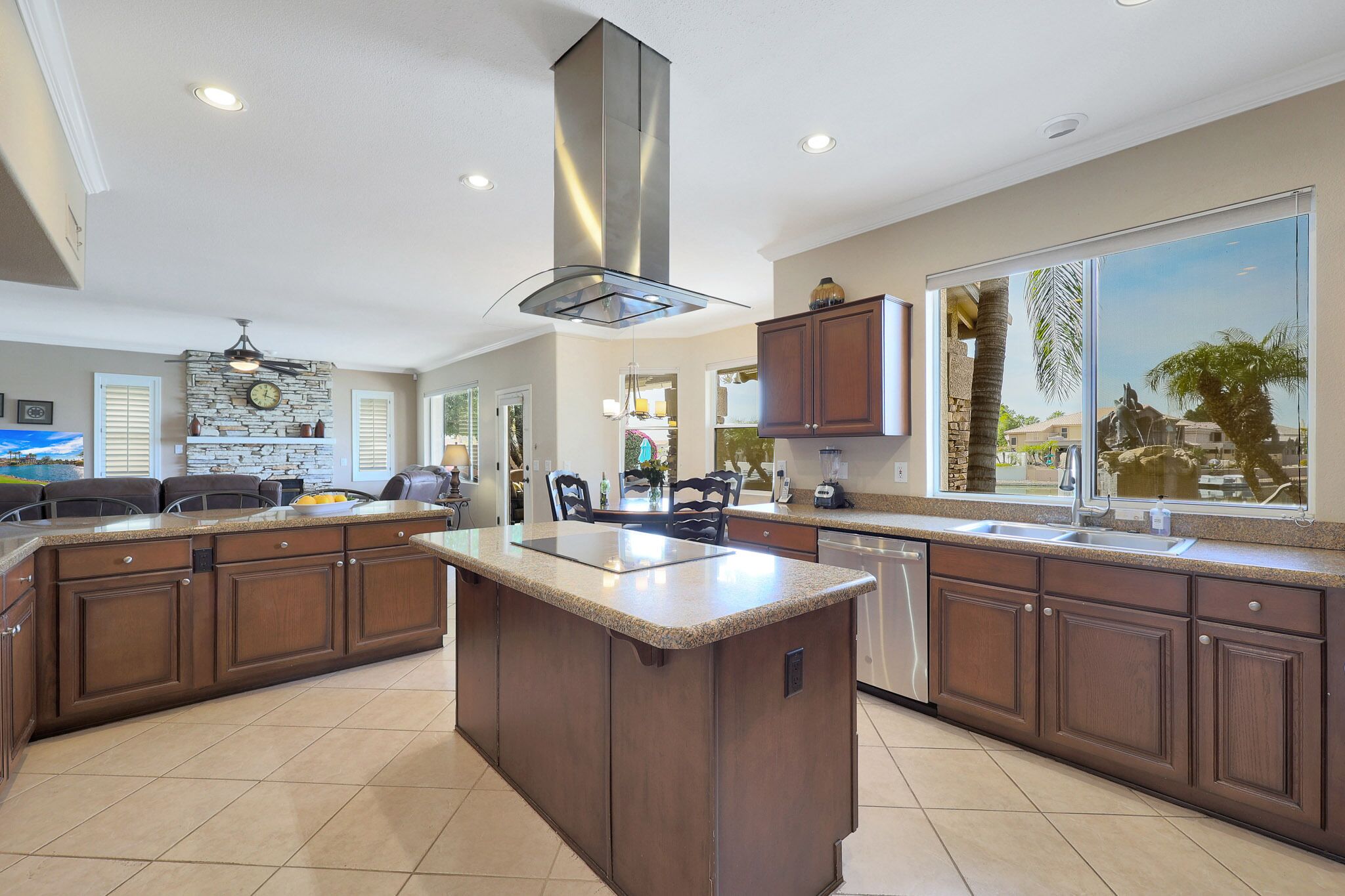 Luxury home with private pool, spectacular sunsets and lots of entertainment.