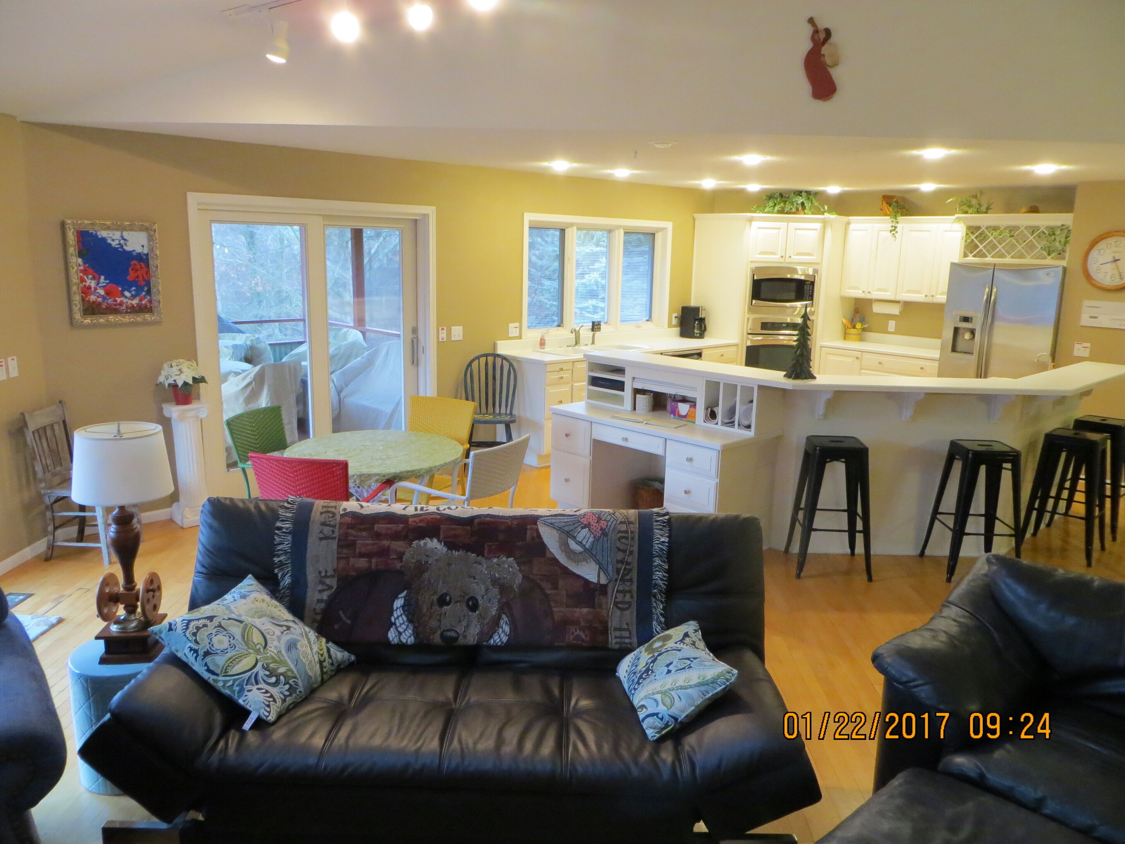 Pella & Red Rock Lake