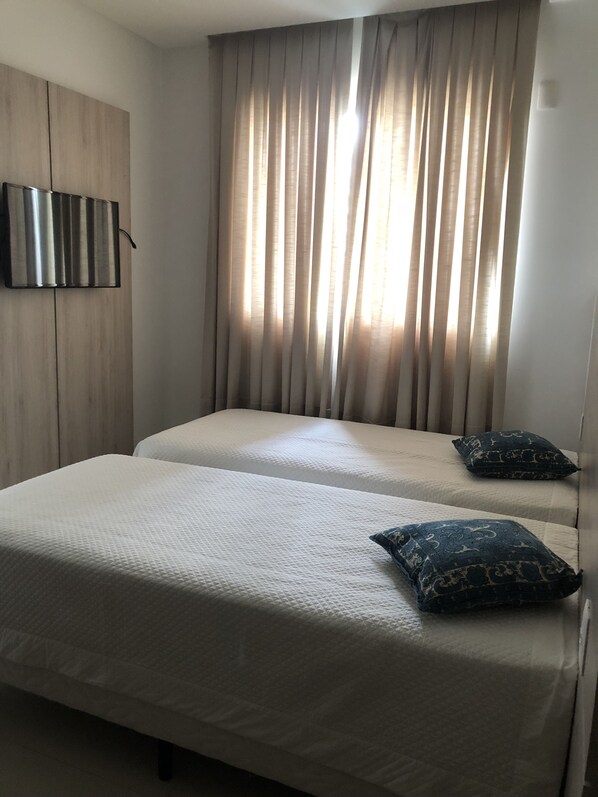 4 quartos