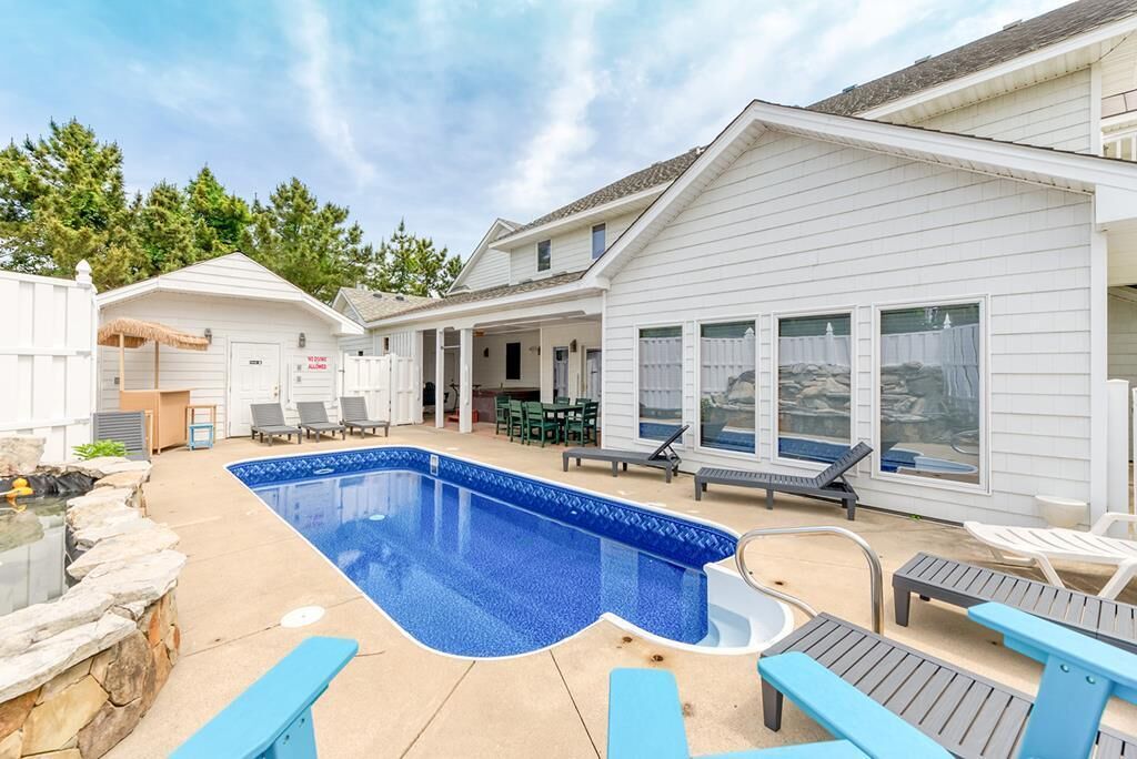 632 - Private Pool, Hot Tub, Billiards, and Immediate Walk-Way Access to Beach