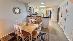 Dining - Turtle Cove 133 | Surf City, NC | Community Pool & Beach Access (Surf City)