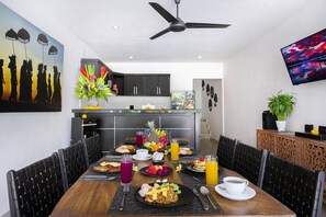 Dining - Tropical 4 BR Villa for Rent in Seminyak (Seminyak)