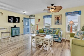 تلفزيون ذكي، مشغل دي في دي