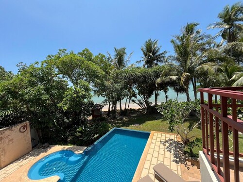 Amatapura 1 Beachfront Pool Villa