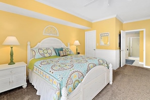 3 bedrooms, iron/ironing board - Immaculate and meticulously maintained 3 br condo with oceanviews and outdoor roof top pool. (Ocean City)