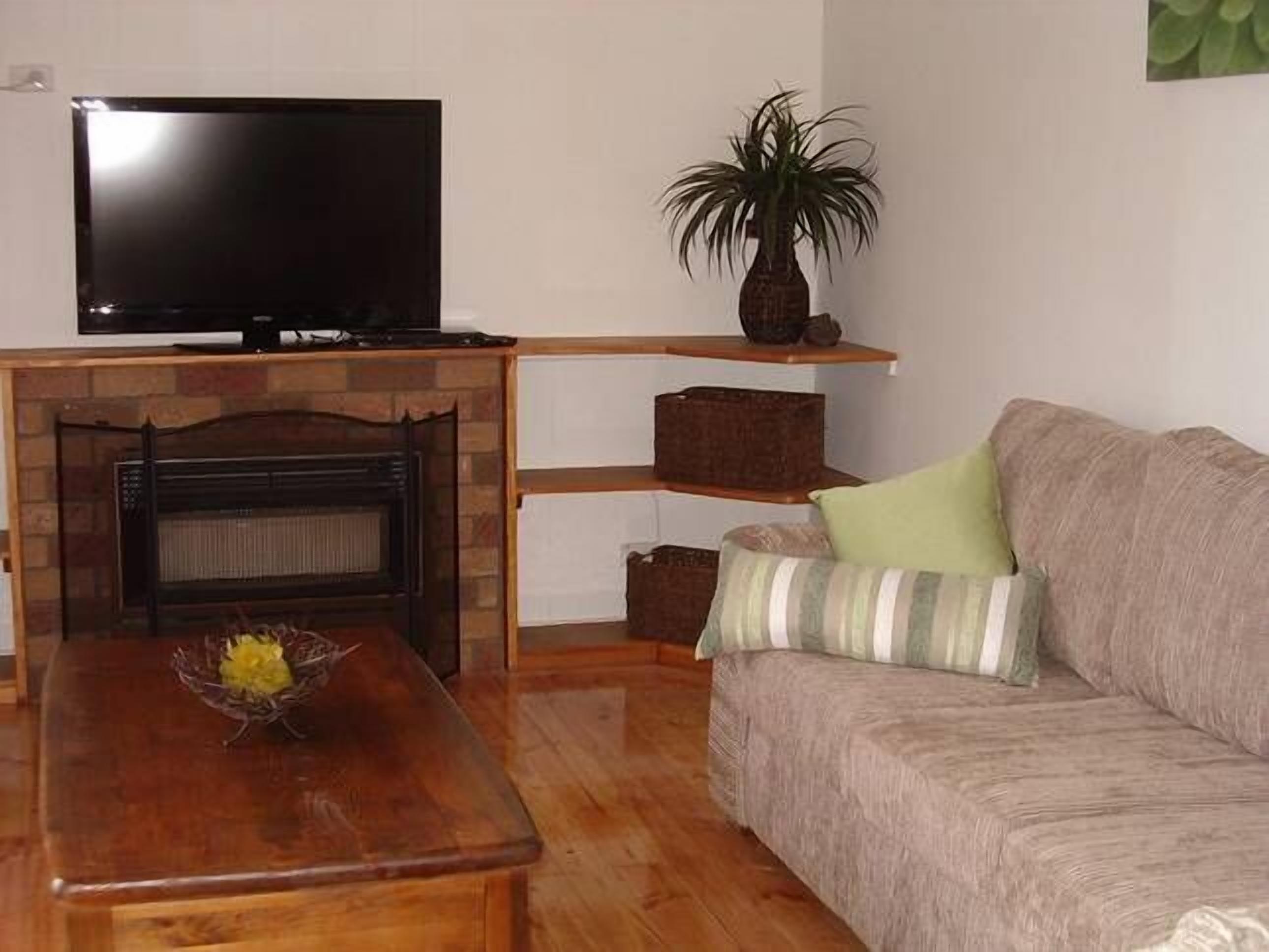 Fairview Retreat - Your Home Away From Home — image 4