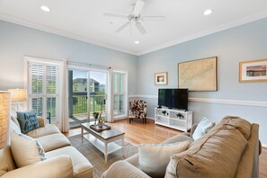 TV - Water's Edge 81 - Townhome - Pool (Folly Beach)