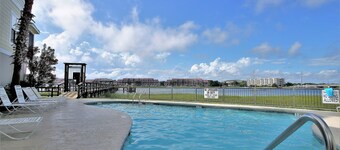 Water's Edge 81 - Townhome - Pool