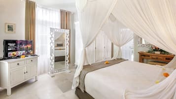2 kamar tidur, brankas, setrika/meja setrika, dan Wi-Fi gratis