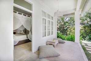 2 bedrooms, in-room safe, iron/ironing board, free WiFi - Deluxe 2 Bedroom Villa in Seminyak (Seminyak)