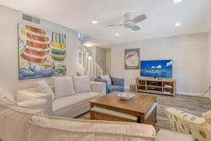 TV, DVD player, printers - Doveplum 221- 2 Story, 2 Bedroom Condo with Private Beach with lounge chairs & umbrella provided,... (Siesta Key)