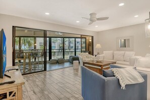 TV, lettore DVD, stampante