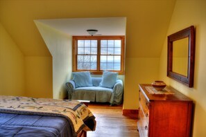 3 多间卧室、免费 WiFi、床单