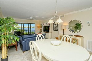 تلفزيون، مشغل دي في دي، طابعة