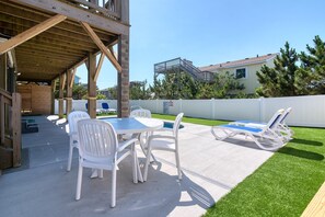 Outdoor dining - OCS2 - Private Heated Salt-Water Pool &Hot Tub, Steps to Beach (Nags Head)
