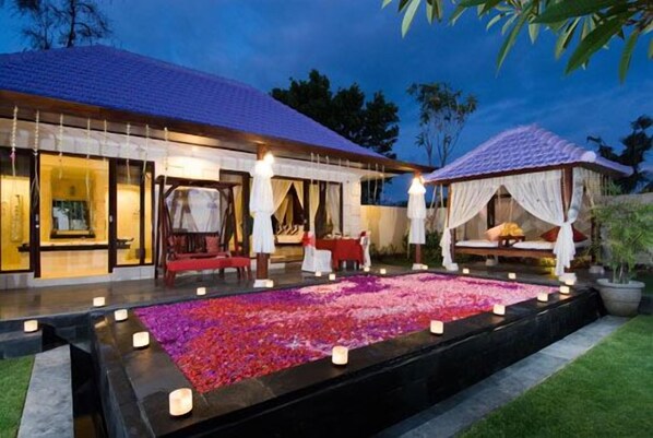 Property grounds - Executive One Bed Room Pool Villa (Kuta)