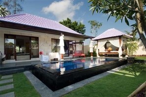 Pool - Executive One Bed Room Pool Villa (Kuta)