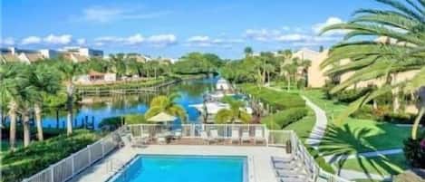 Nearby Canal-Front, Private, Heated Pool