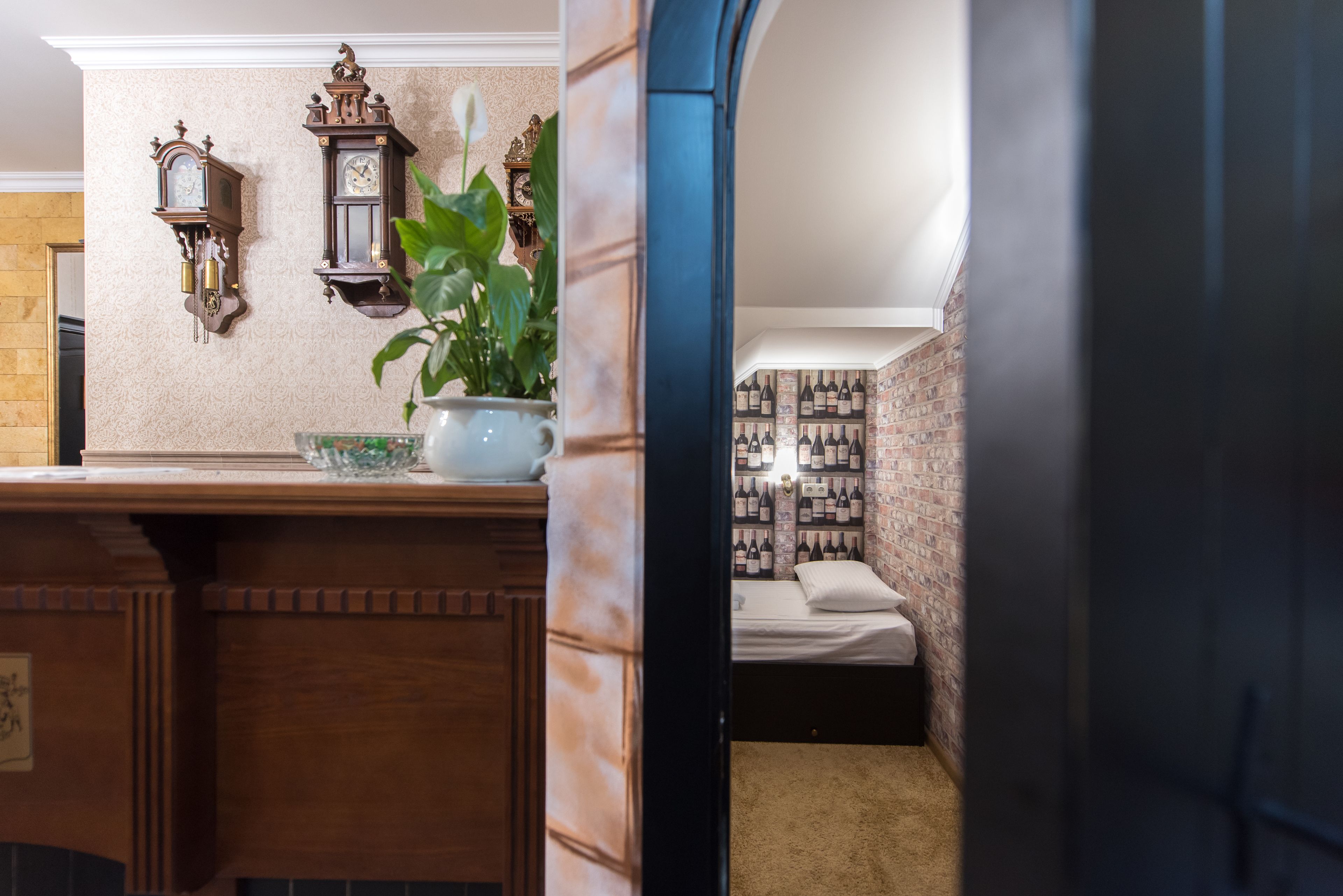 Habitación individual económica, baño compartido | Wifi gratis y ropa de cama 