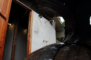 Dusche im Bad