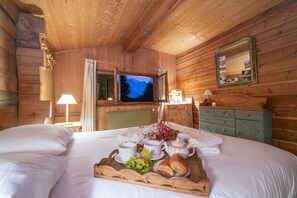 7 Schlafzimmer, Bügeleisen/Bügelbrett, kostenloses WLAN, Bettwäsche