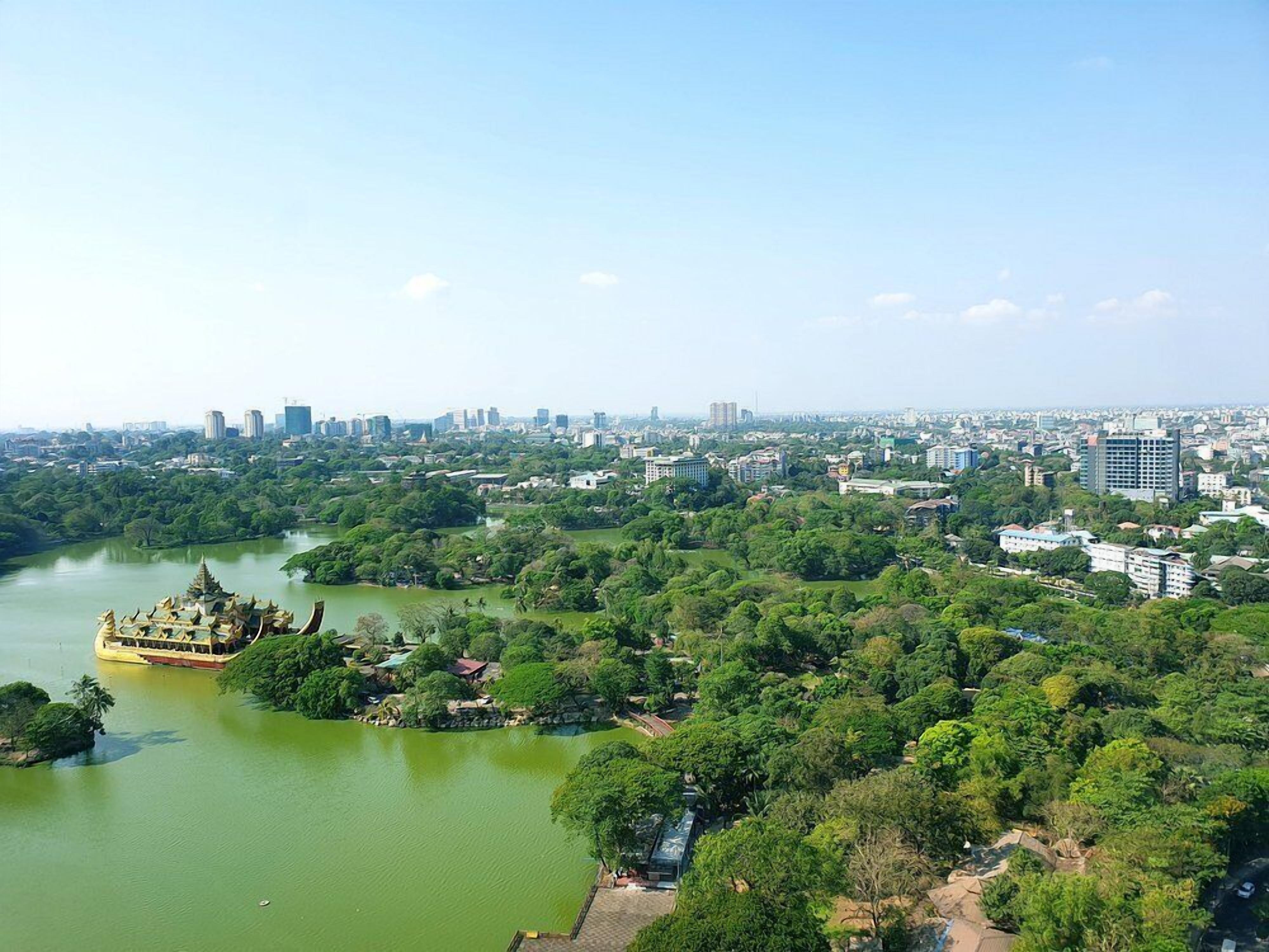 Mặt tiền nơi lưu trú