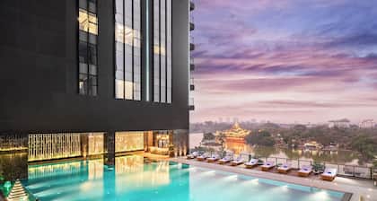 Wyndham Grand Yangon Hotel