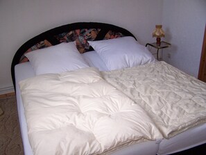 2 soverom og reiseseng for barn