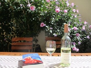 Luokittelematon kuva, 3 kautta 19, painike