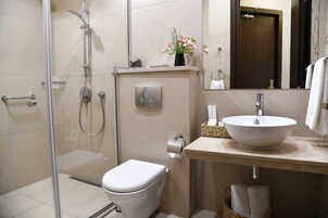 Comfort Double Room, Balcony | Bathroom | Shower, free toiletries, hair dryer, bathrobes
