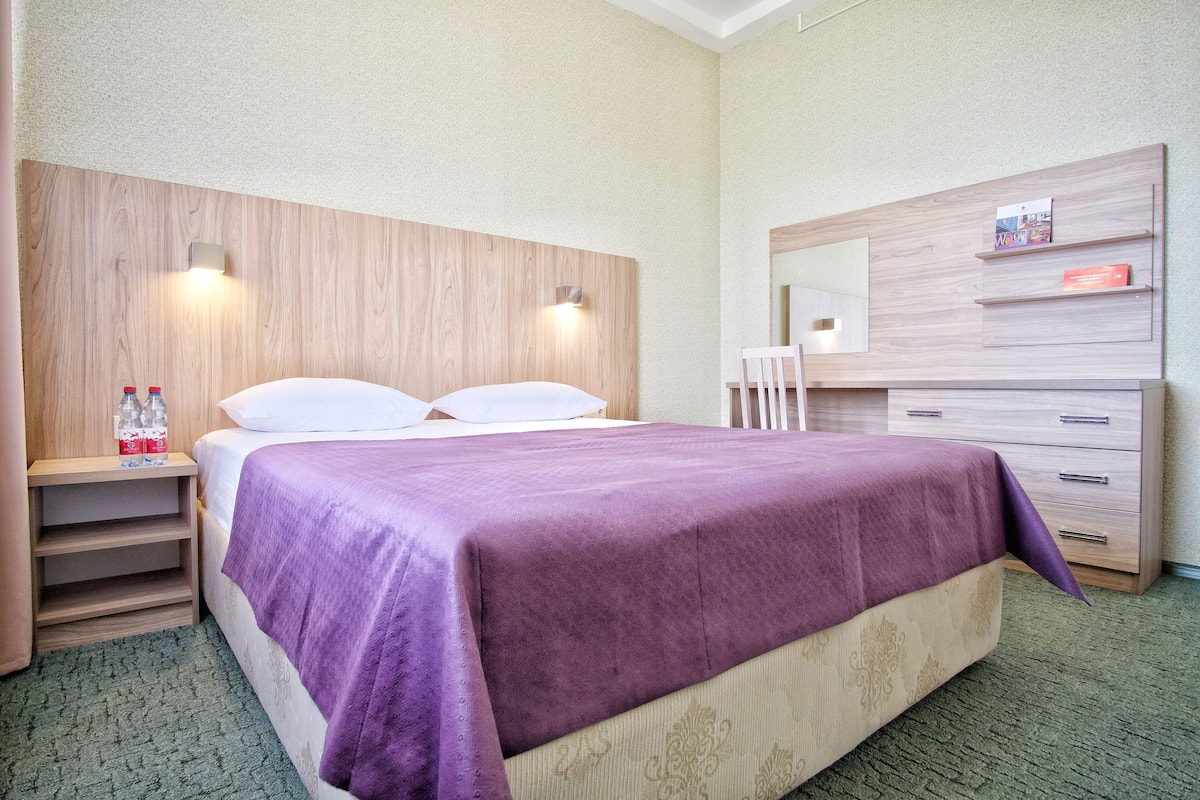 Camera Superior, 1 camera da letto | Una scrivania, culle/letti per bambini (gratuiti)