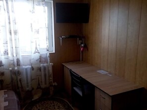 Dobbeltrom – standard | Lydisolert, strykejern/-brett, wi-fi (mot et tillegg) og sengetøy