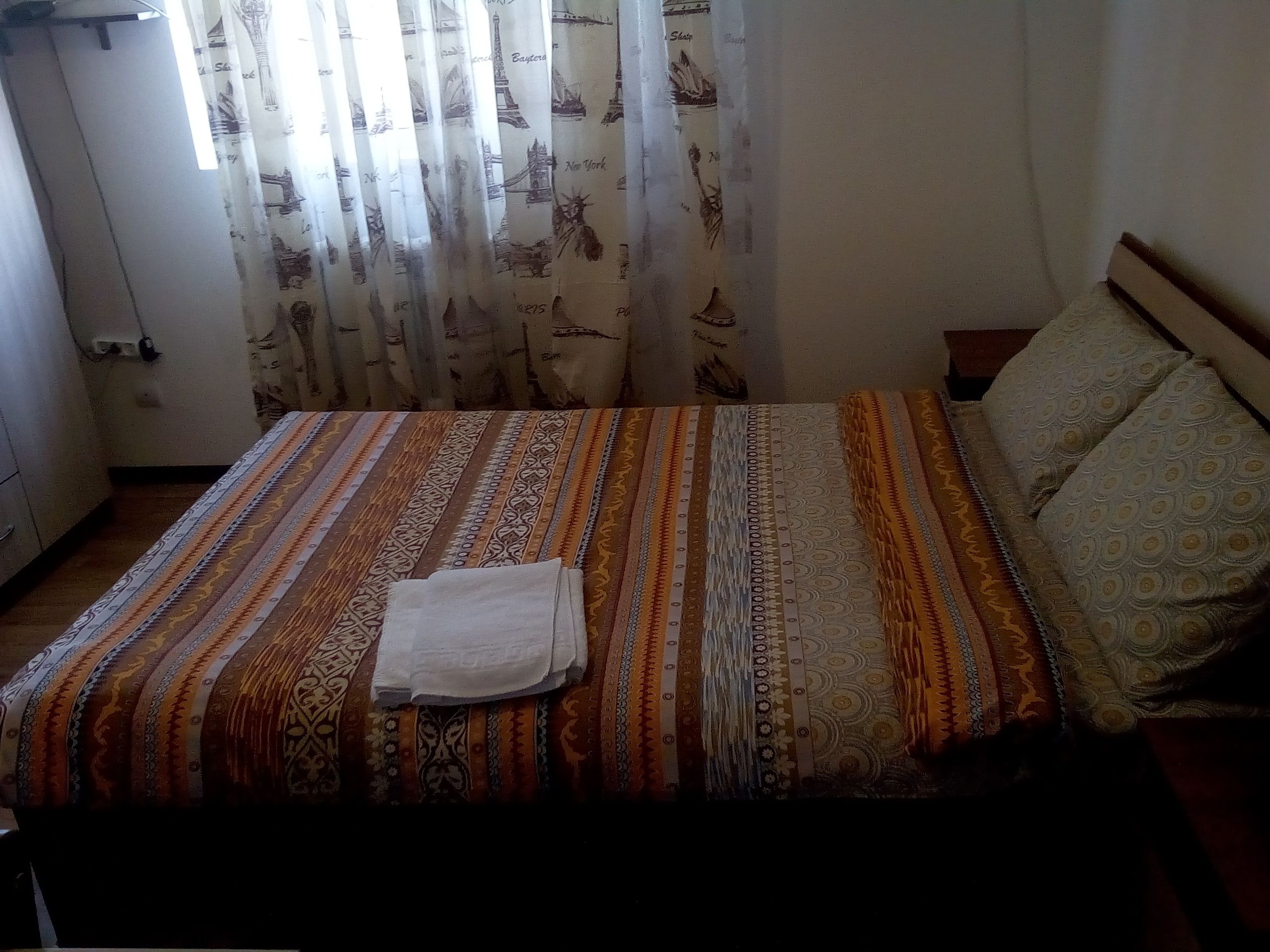 Soundproofing, iron/ironing board, WiFi, bed sheets