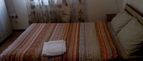 Soundproofing, iron/ironing board, WiFi, bed sheets