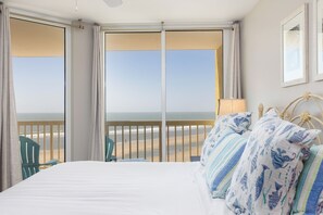 4 bedrooms, iron/ironing board, internet, bed sheets - Stay @ Sandy Pause on Folly Beach (Folly Beach)