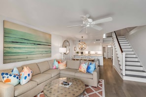TV - Stunning Penthouse Villa with Breathtaking Ocean & Golf Course Views (Isle of Palms)