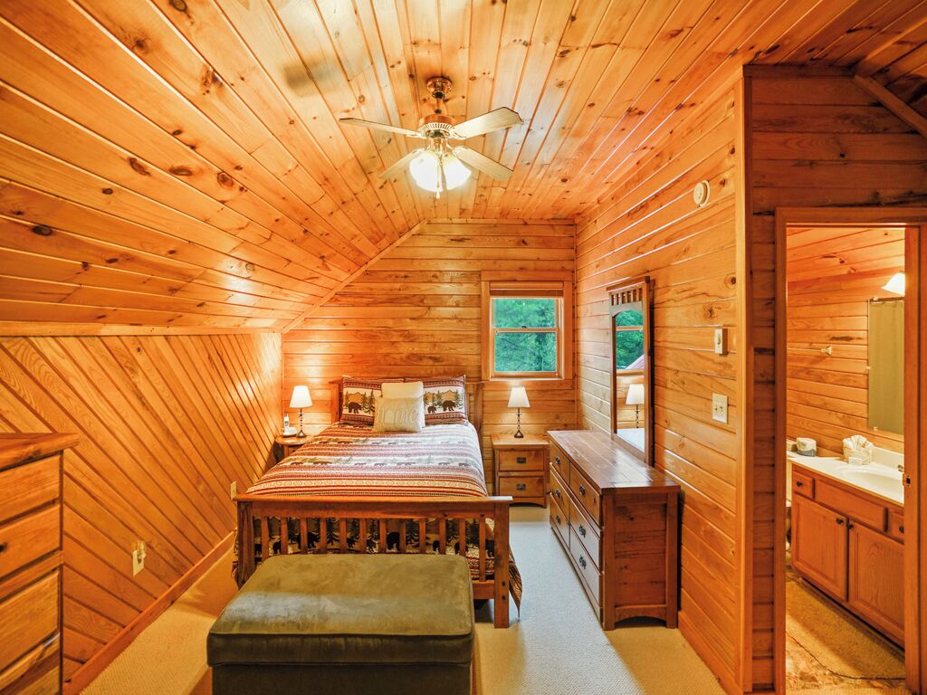 3 Schlafzimmer, Schreibtisch, Bügeleisen/Bügelbrett, Internetzugang