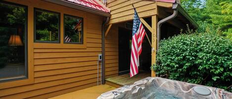 مغطس سبا خارجي