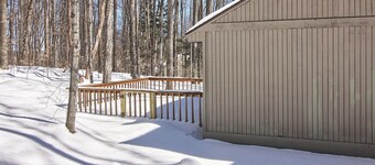 3-bedroom vacation home just a 14-minute walk to Schuss Mountain