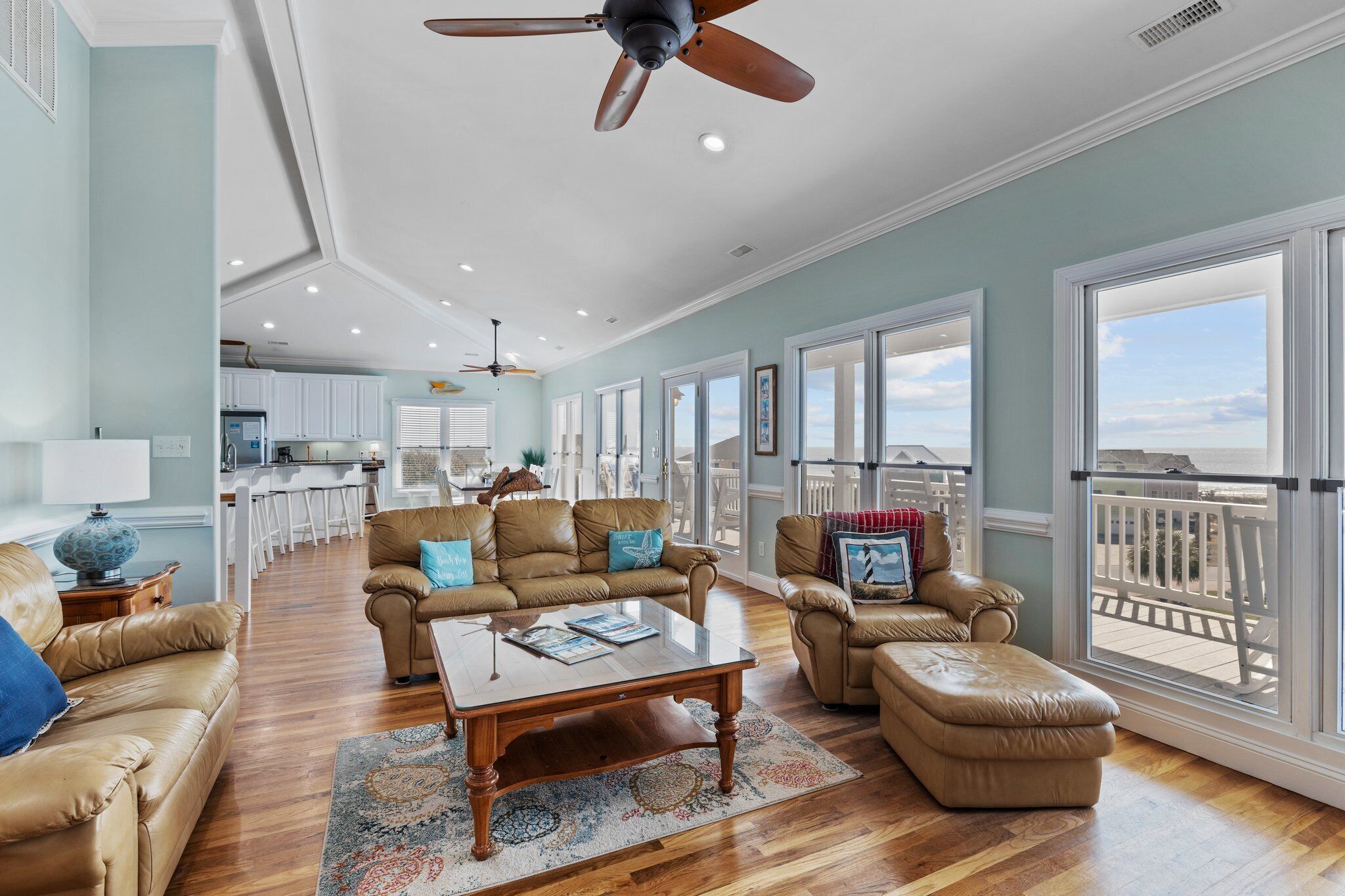 Smart TV, DVD player