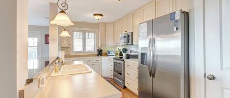 Een vaatwasser, een koffiezetapparaat/waterkoker