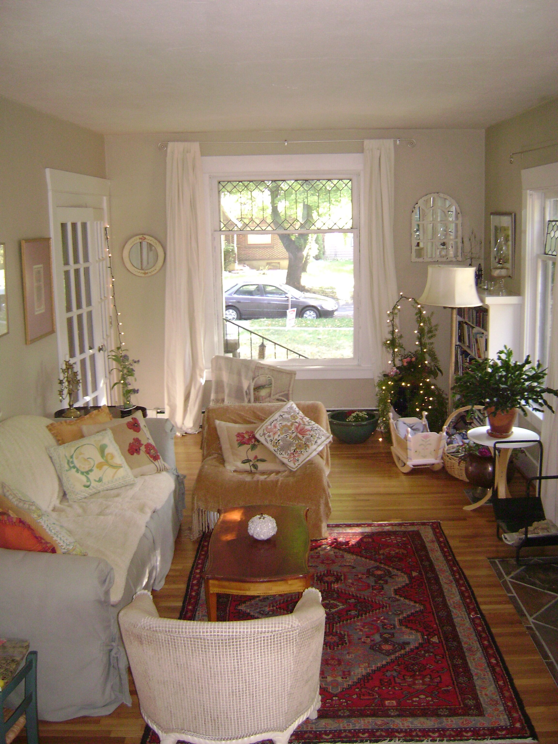 Upper House - Andriette's Bed, Book and Bicycle