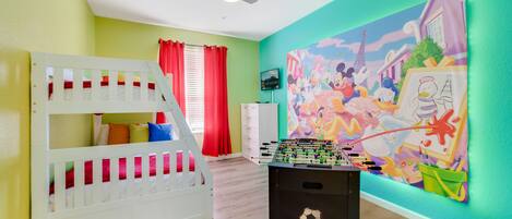 2 chambres, fer et planche à repasser, lit parapluie, Wi-Fi gratuit