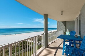 Outdoor dining - Oceanfront escape! Relax in this cozy 1BR condo at Panama City Beach. (Panama City Beach)