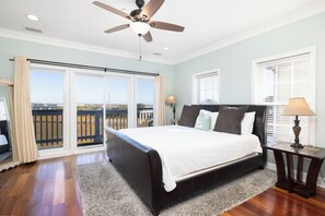 3 bedrooms, iron/ironing board, Internet, bed sheets - Charming 3BR Folly Beach Townhome: Water Views, Pool Access & Steps to Fun (Folly Beach)