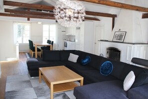 Living area - Hotell Pensionat Granparken (Norrtälje)