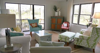 MARSH/SUNSET VIEWS-DOCK/POOL-RENOVATED