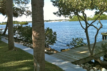 Tarpon Springs Private vacation home