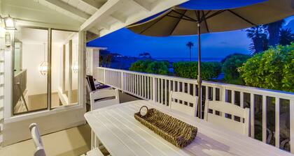 Across From The White Sand Of Moonlight Beach - Full Ocean/Beach View